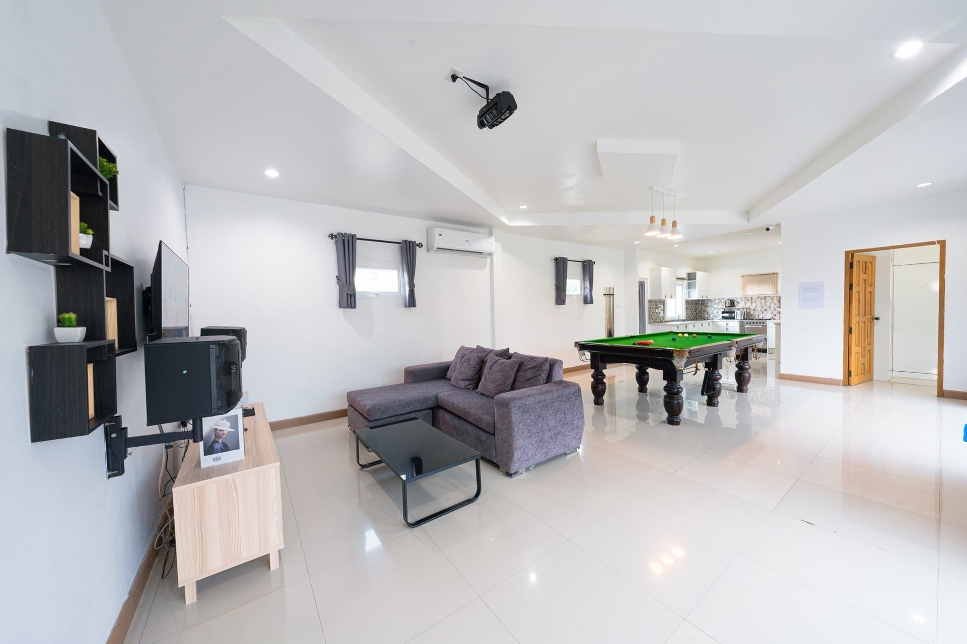 บ้านฮอว์คอาย - รูปที่ 79